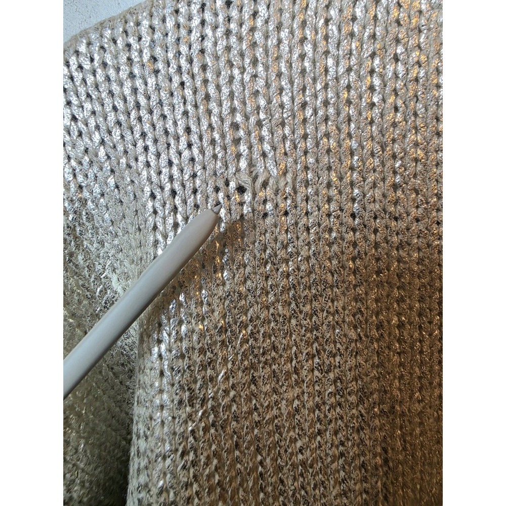 LOIS JEANS Metallic Ivory Shimmer Knit Pullover Sweater Womens Size Small - Picture 5 of 11